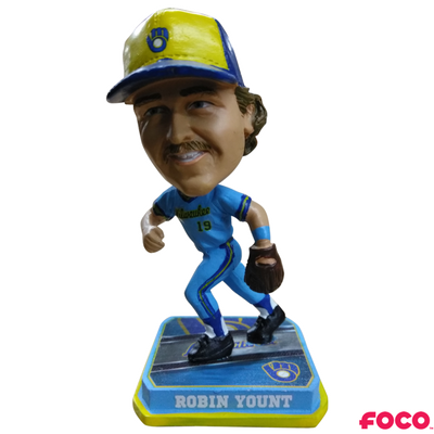 Brewers to give away sweet Robin Yount bobblehead