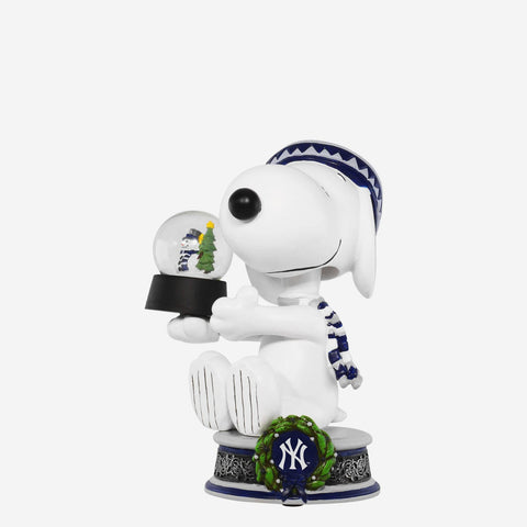 Snoopy New York Yankees Peanuts Snowglobe MLB Baseball Bobblehead